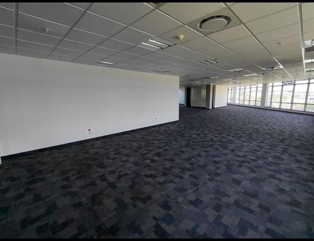 4,541M² OFFICE TO LET IN WATERFALL